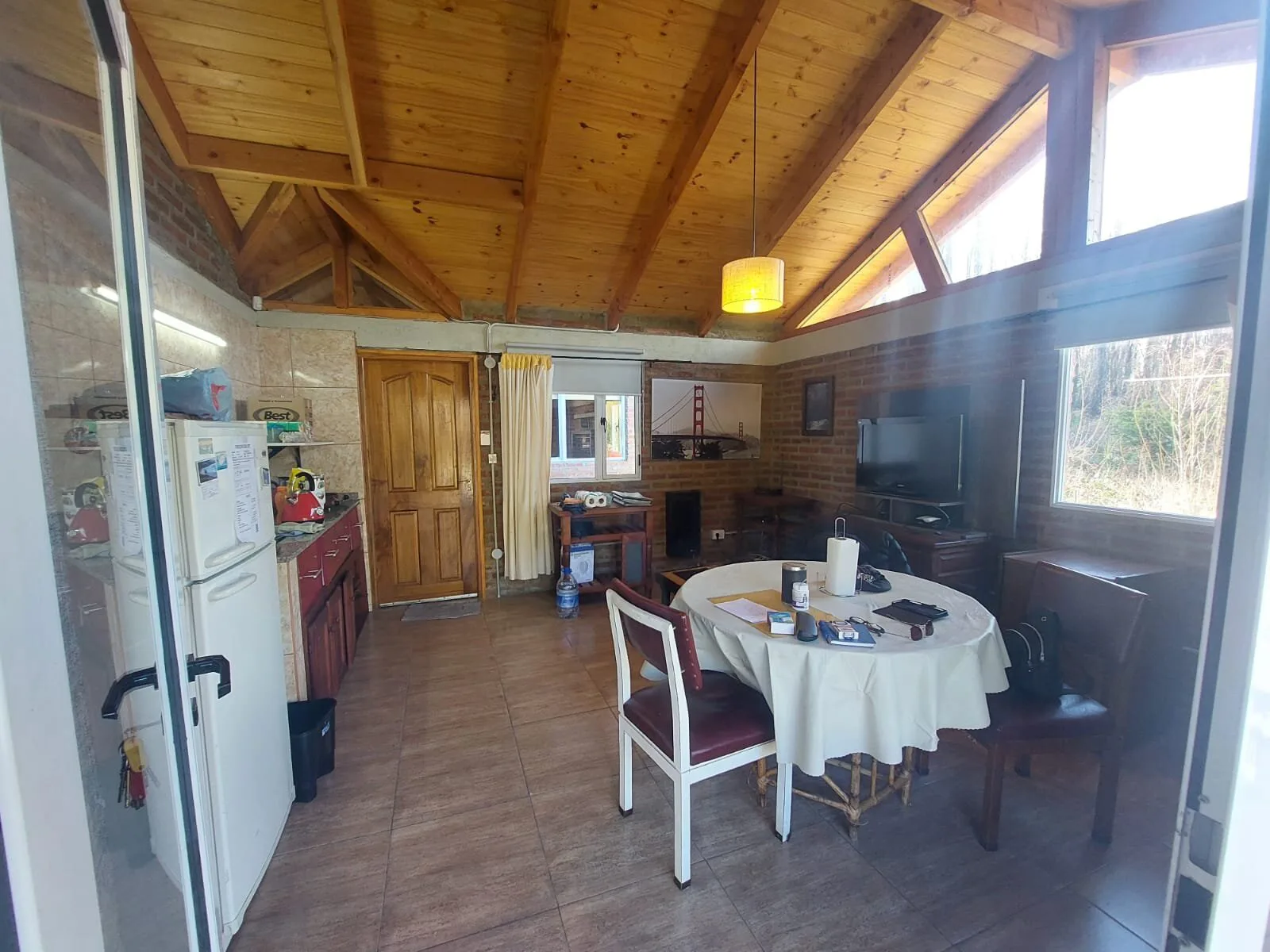 (064) Lago Puelo | Casa y Galpón de 216 m² sobre Ruta 16 con frente comercial directo foto 2