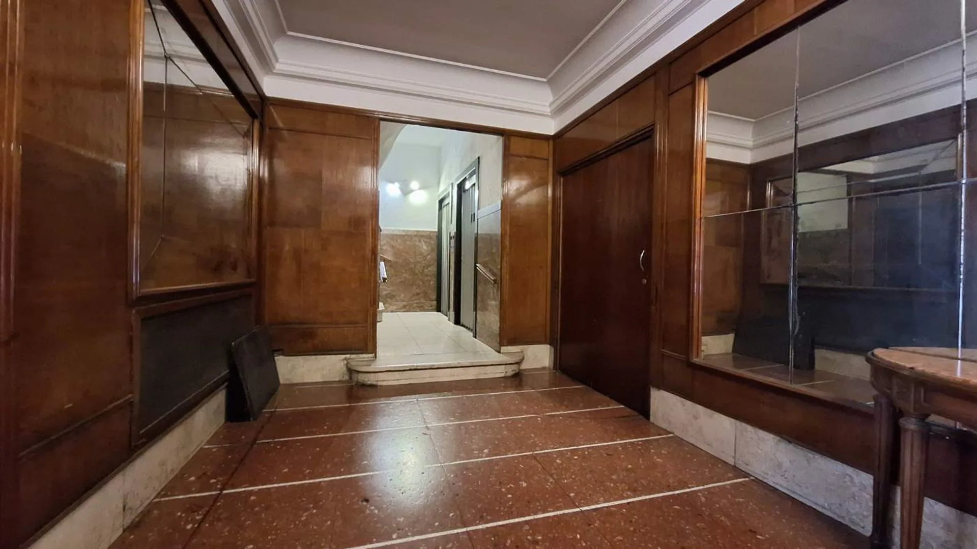Venta Depto Semipiso 5 ambientes al frente Centro foto 3