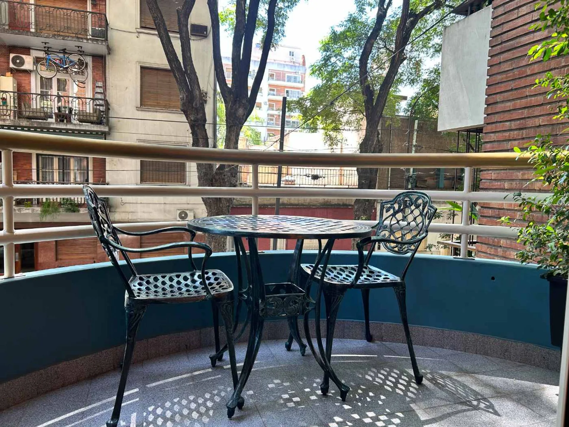 VENTA 4 AMBIENTES EN CABALLITO CON DOS COCHERAS foto 4