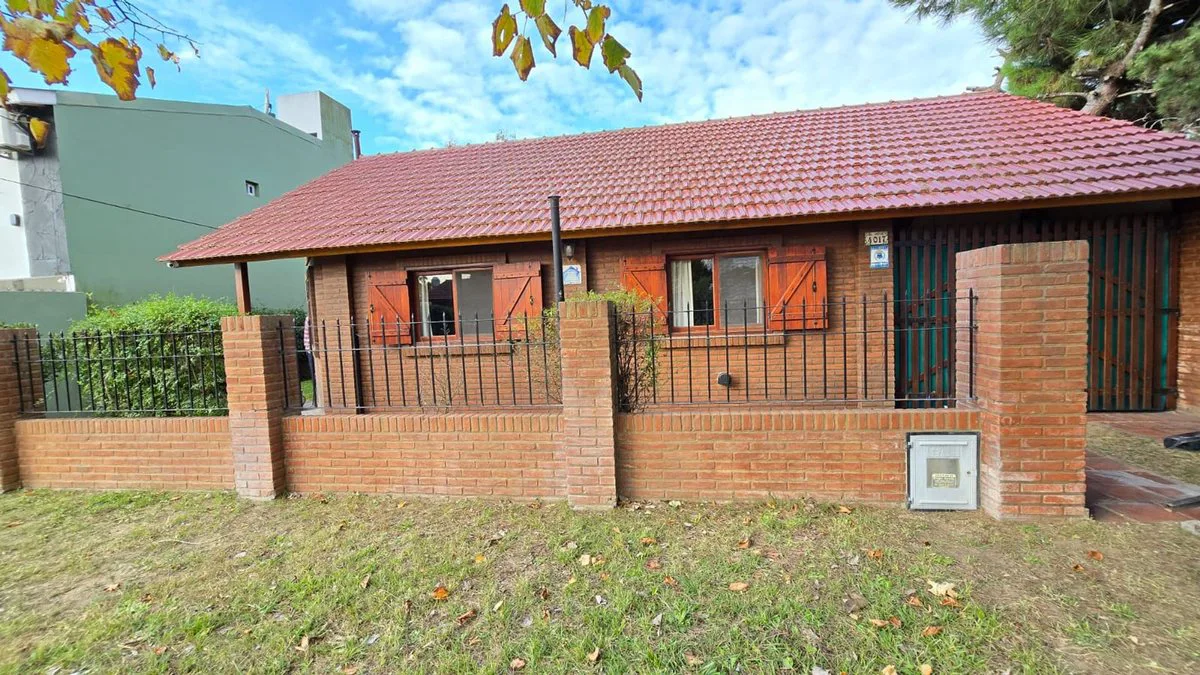 CASA VENTA COSTA AZUL QUINCHO Y CASA HUESPEDES