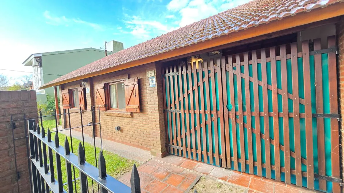 CASA VENTA COSTA AZUL QUINCHO Y CASA HUESPEDES foto 2