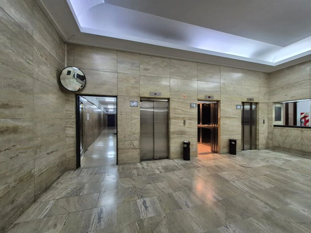 Oficina en venta - San Nicolás - Seguridad 24hs foto 5