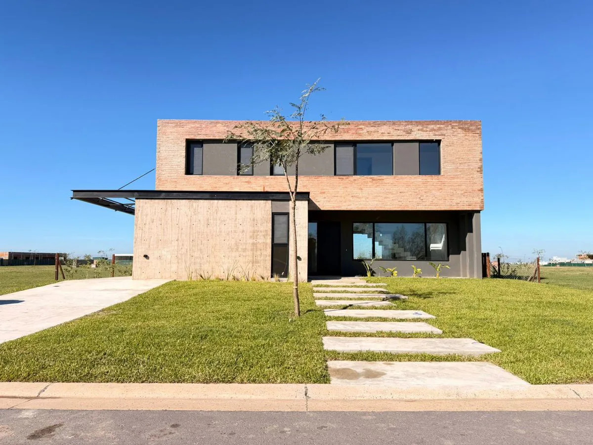 VENTA a ESTRENAR 5 amb Puertos del Lago foto 2