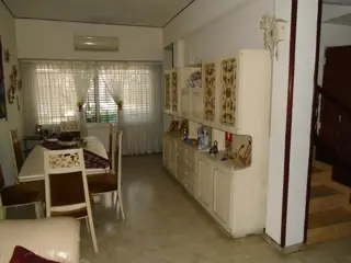 Casa 5amb 2 cocheras 3 baños patio terraza foto 2