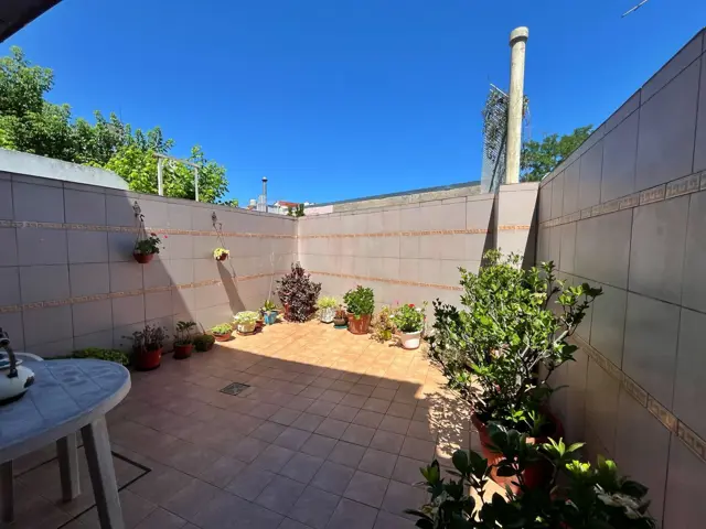 VENTA TRIPLEX SIN EXPENSAS / PARQUE AVELLANEDA / 5 AMBIENTES / CON PATIO / APTO CREDITO HIPOTECARIO