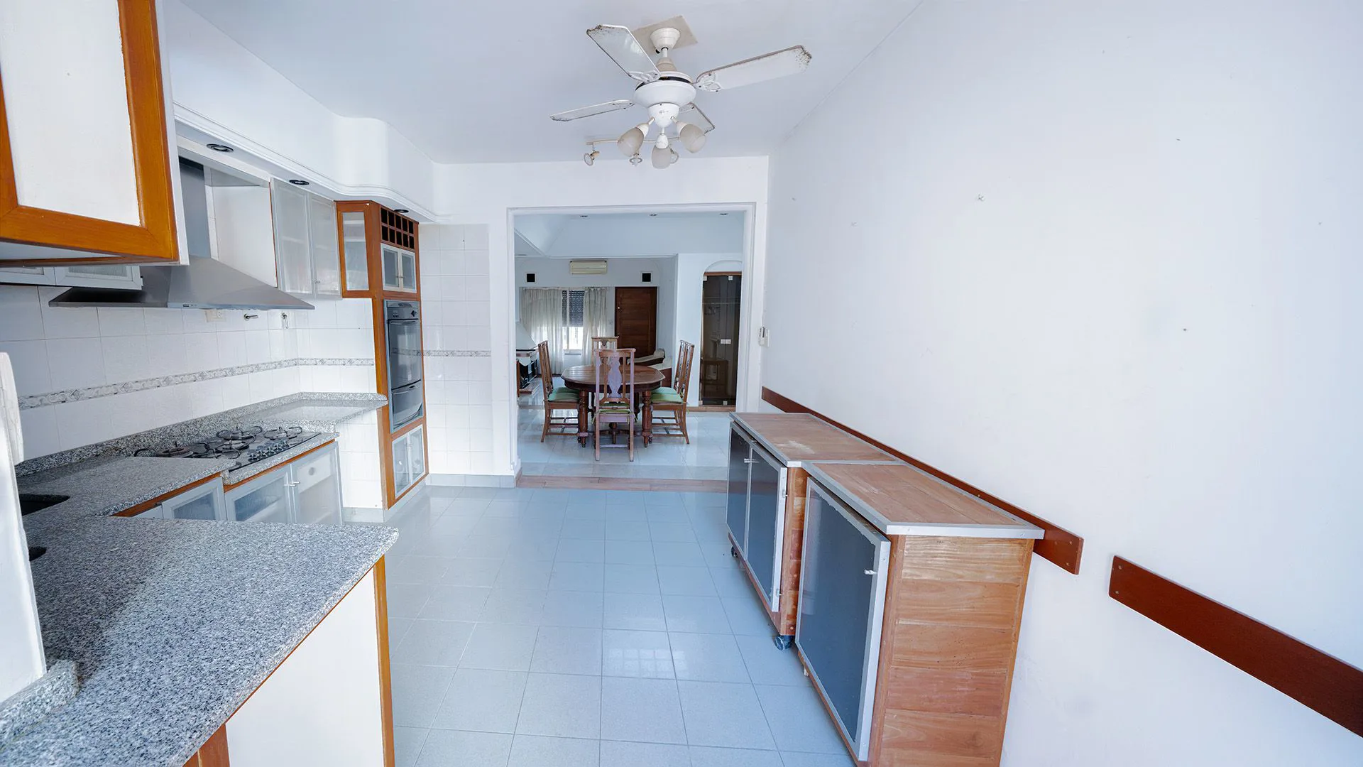 VENTA CASA 4 AMBIENTES - DEVOTO - PILETA QUINCHO foto 5