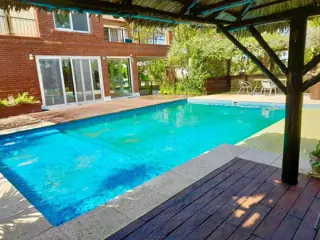 Venta de casa en Echeverria del lago-Canning foto 5