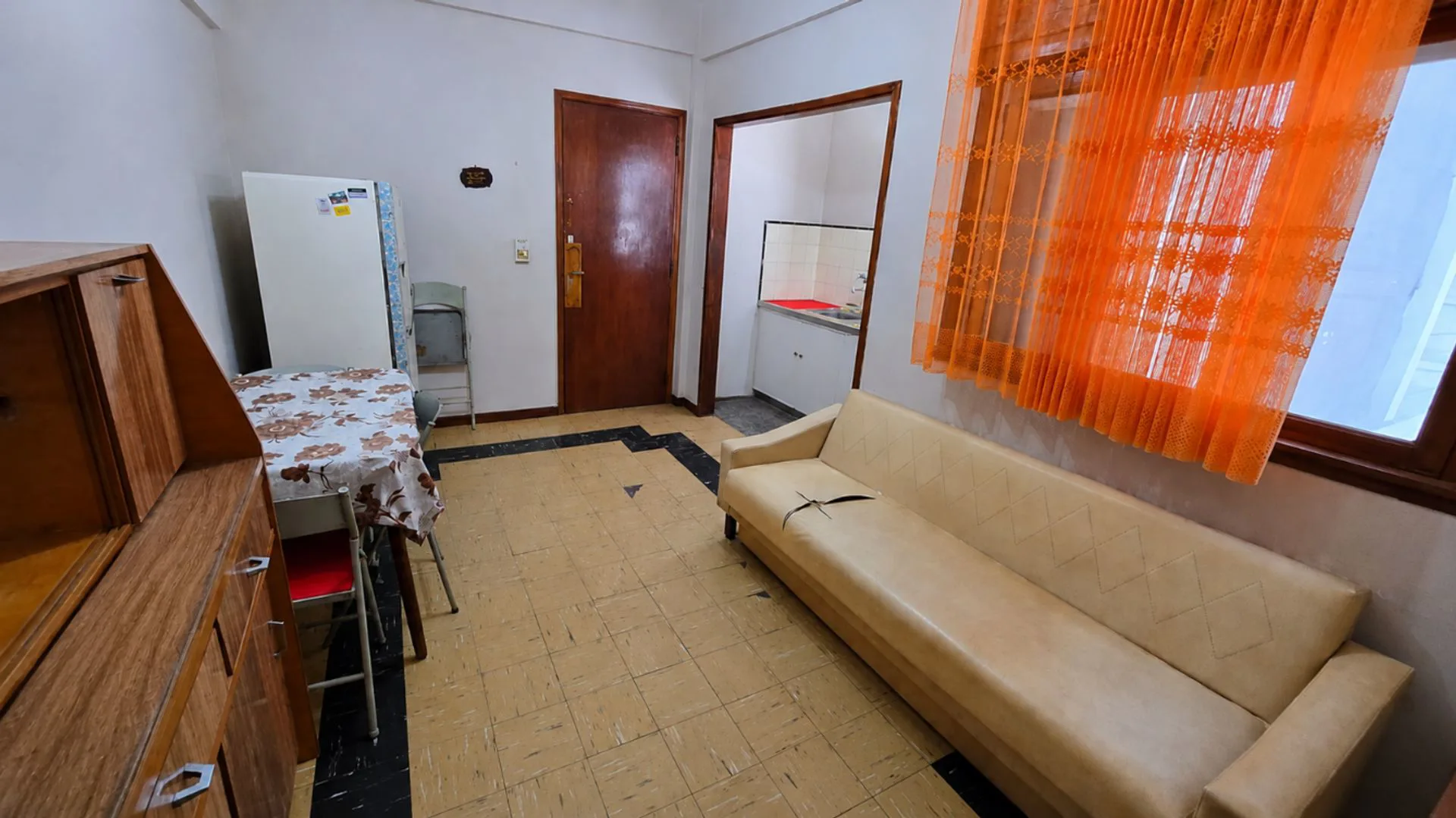 VENTA DPTO 2 AMB 2° P/ESCALERA SAN CLEMENTE foto 2