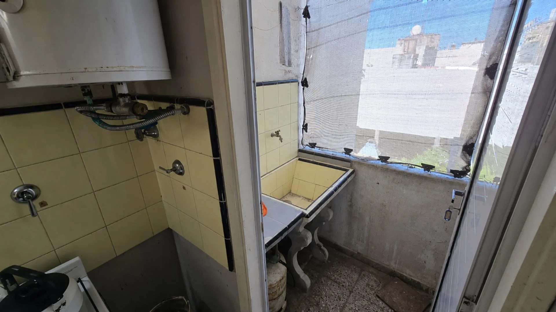 VENTA DPTO 2 AMB 2° P/ESCALERA SAN CLEMENTE foto 5