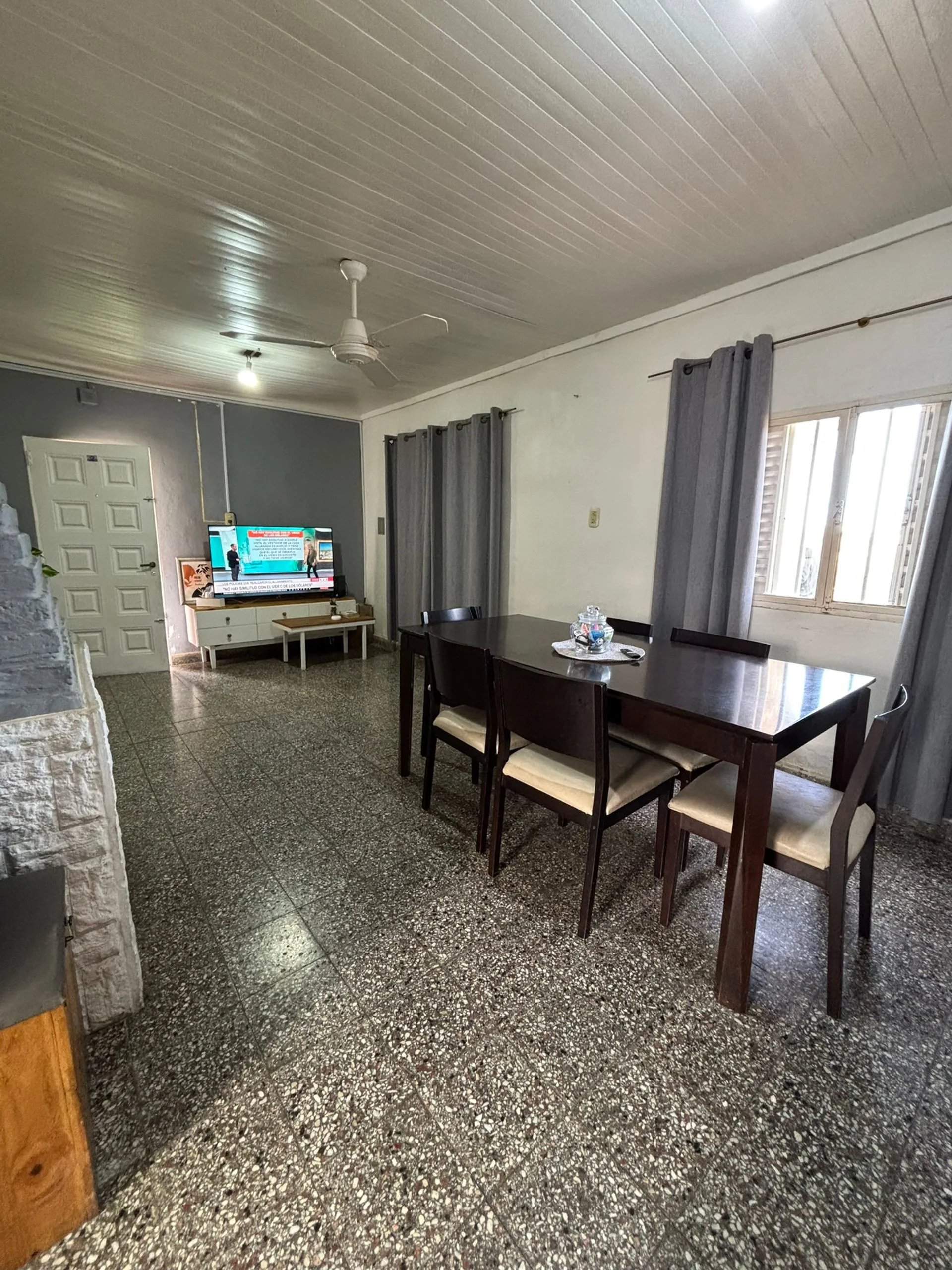 Venta de casa Ideal para familia!!! Buena zona!!! foto 4