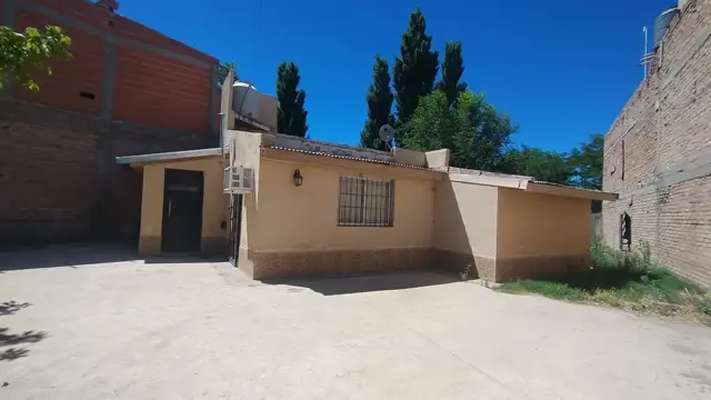 CASA EN VENTA BARRIO ENTRE AGUAS II