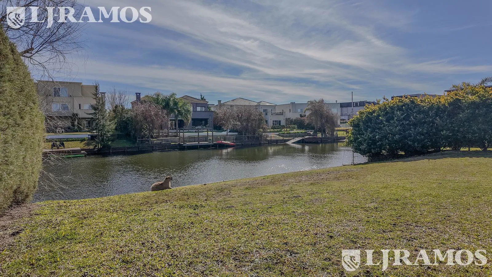 Lote al LAGO en venta en Cabos del Lago - Nordelta. foto 3