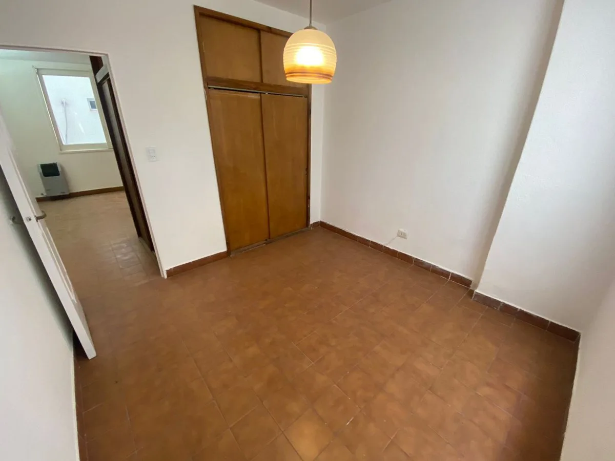 Venta Departamento 3 ambientes Plaza Colon foto 3