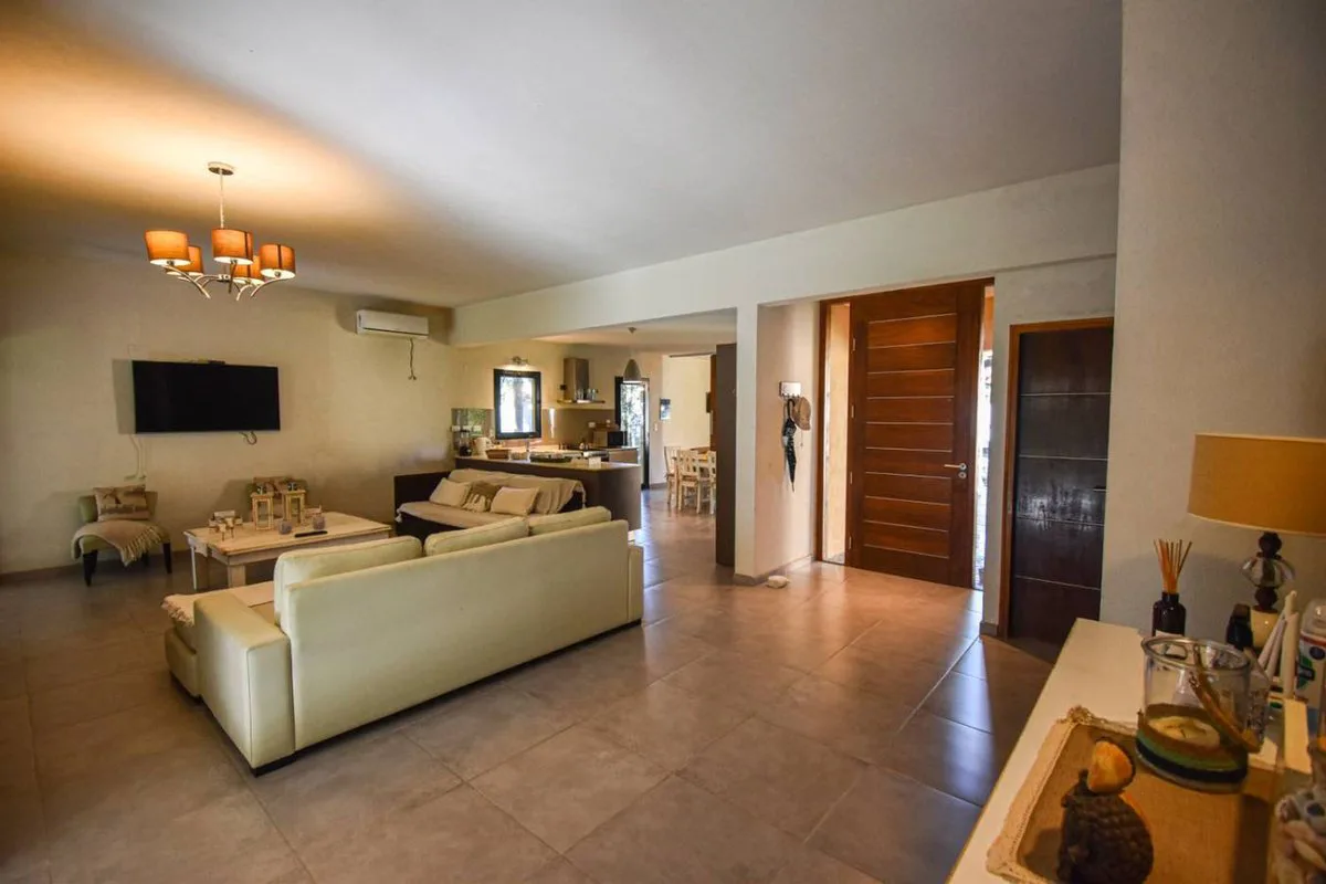 VENTA DE CASA EN COSTA ESMERALDA foto 4