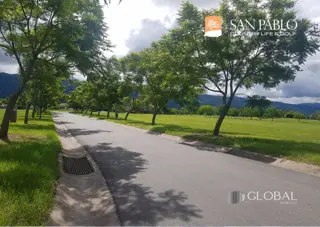 Hermoso lote con magnificas vistas foto 3