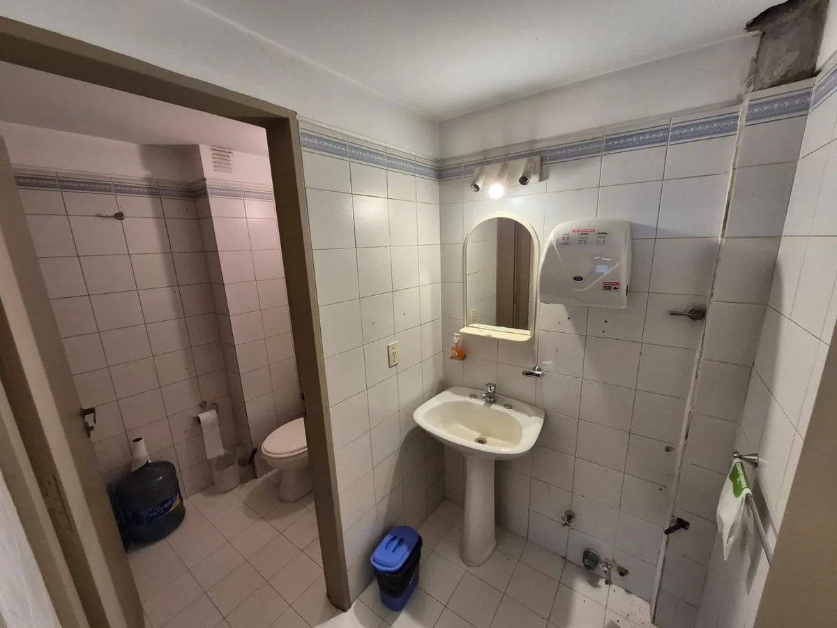 Venta Oficina - Microcentro - Con RENTA HASTA 9/27 foto 5