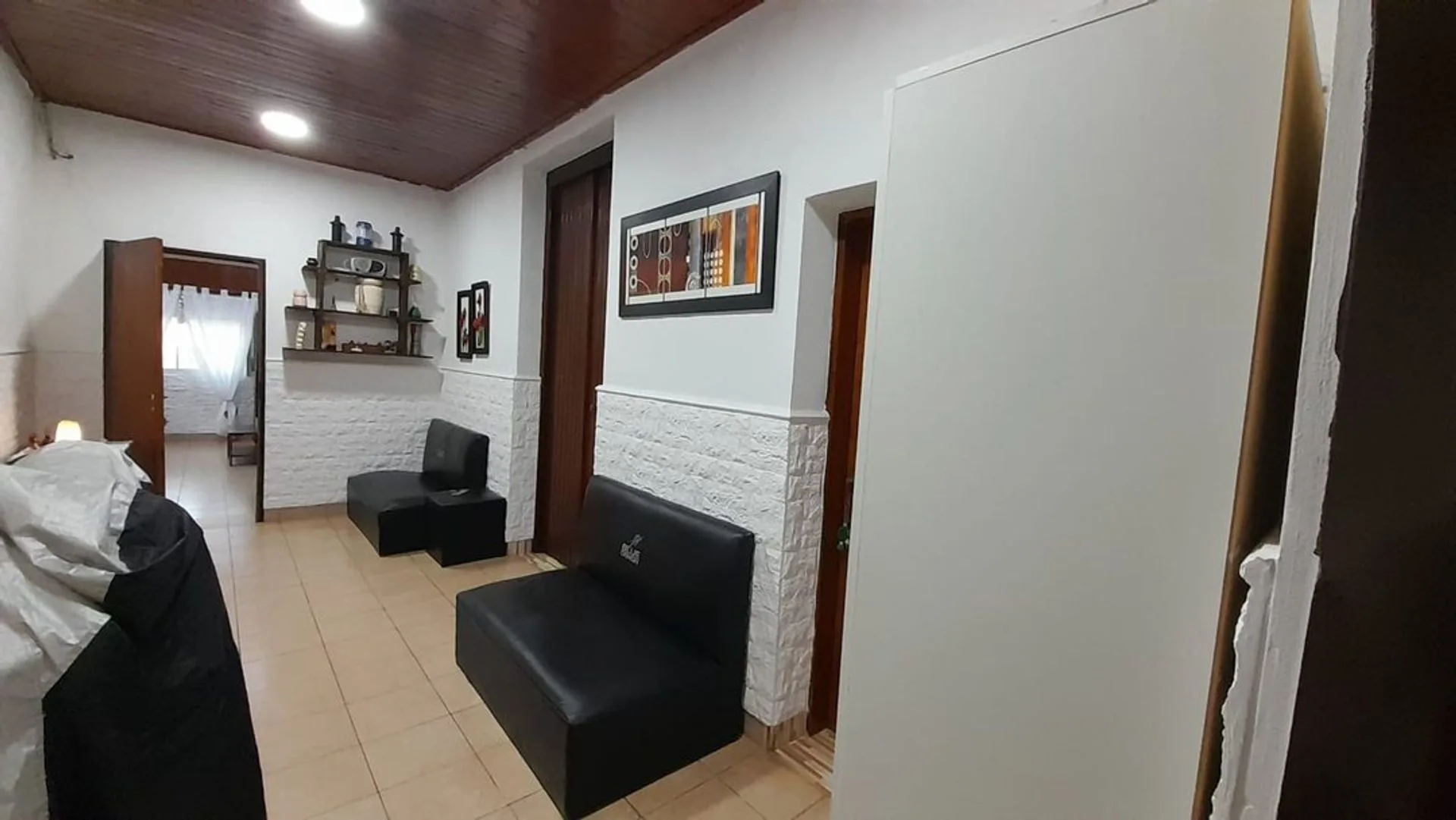 Chacra 12 ha Mercedes 2 viviendas, pileta y galpón foto 4