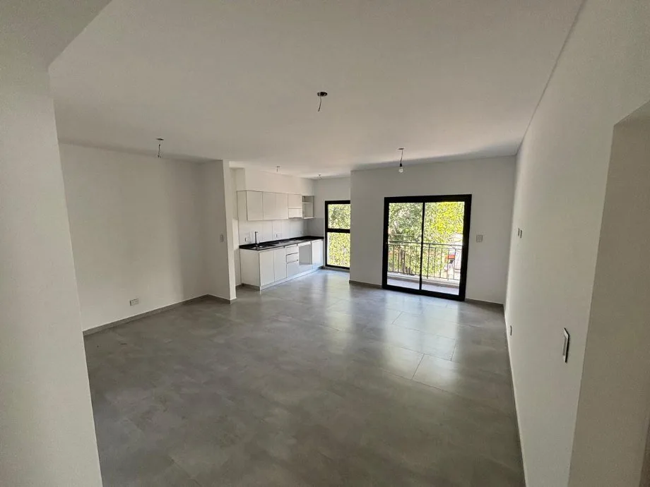 DEPARTAMENTO EN VENTA CON COCHERA ITUZAINGÓ NORTE foto 4