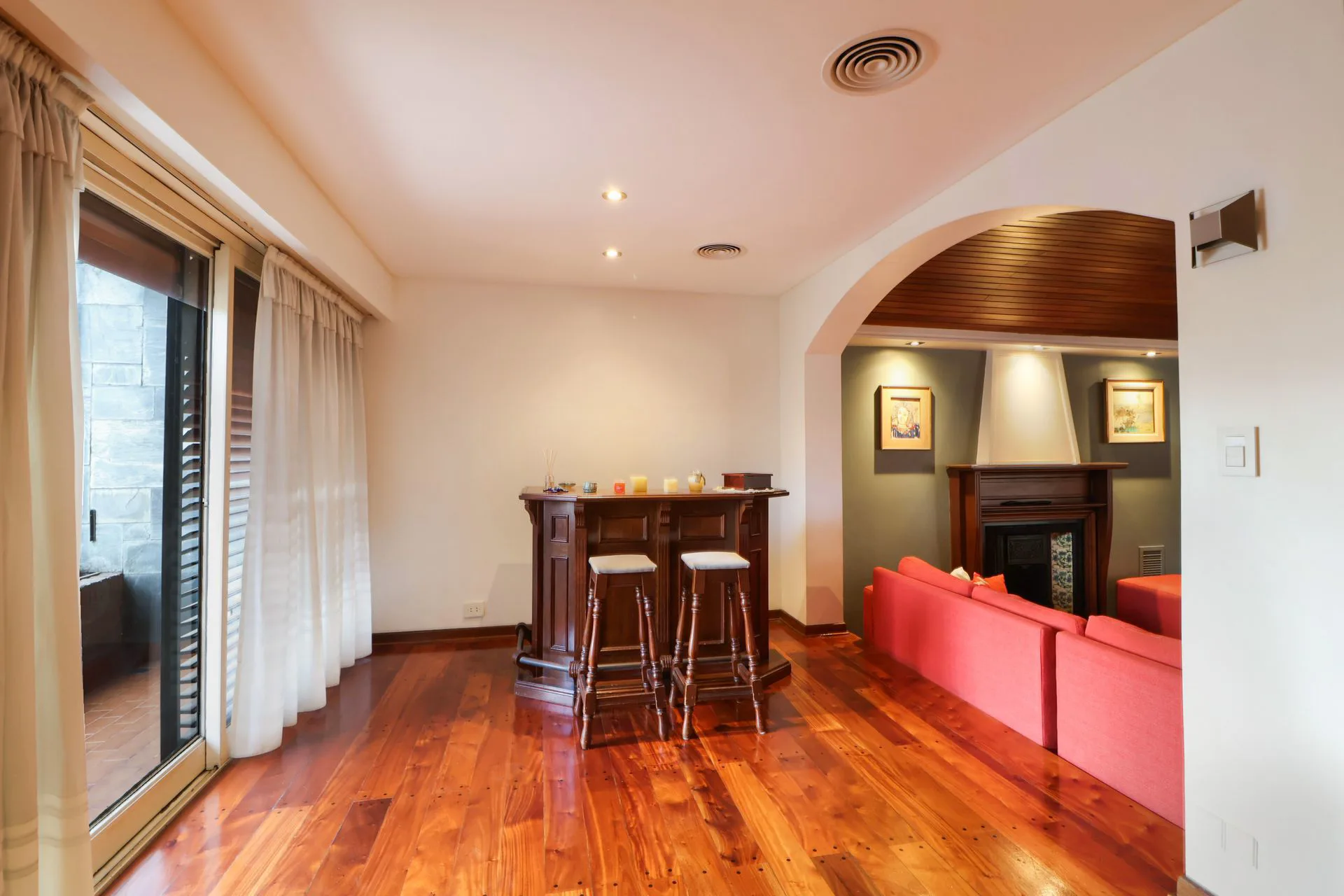 Venta casa 5 amb c/patio y terraza  en Devoto foto 3