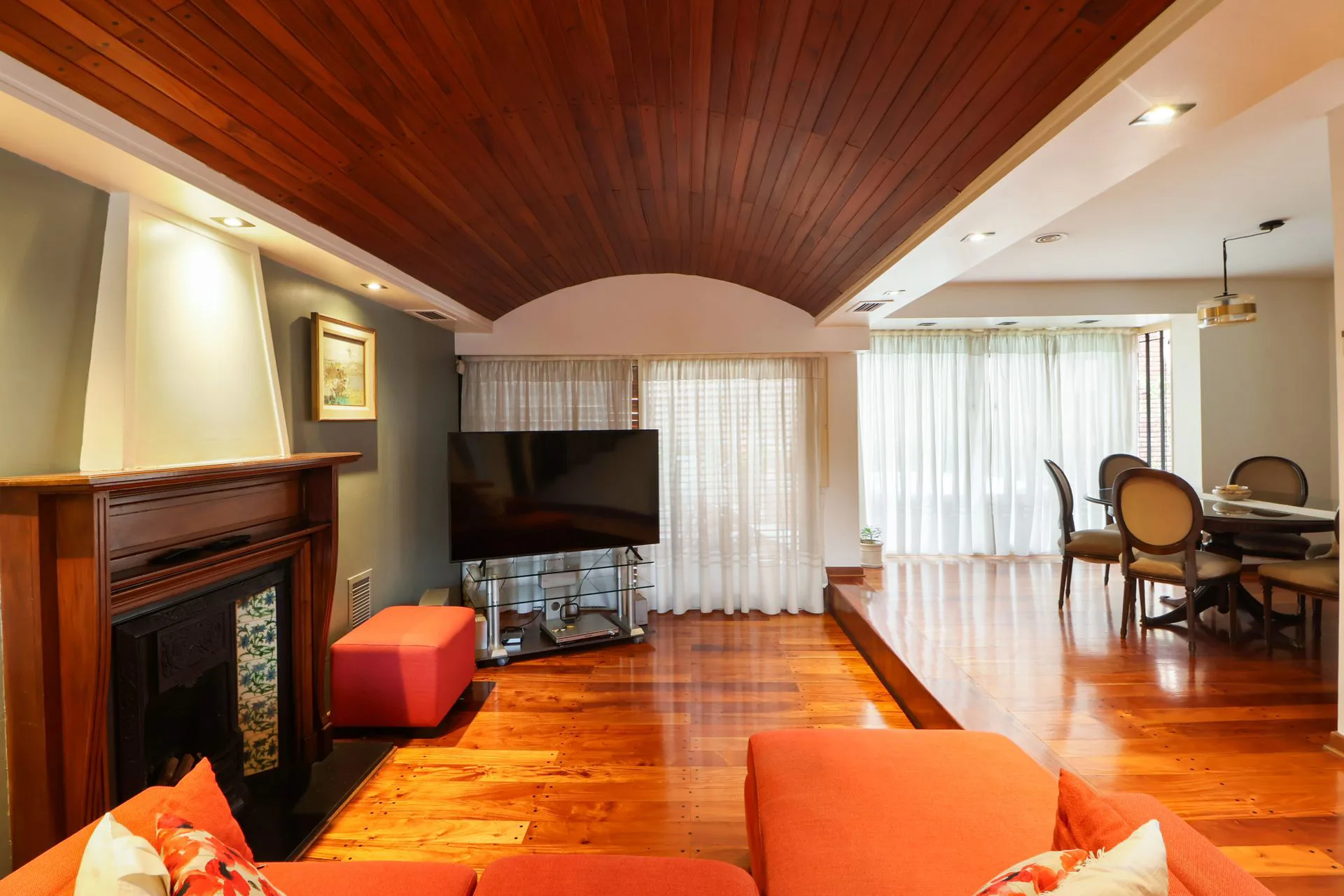 Venta casa 5 amb c/patio y terraza  en Devoto foto 4