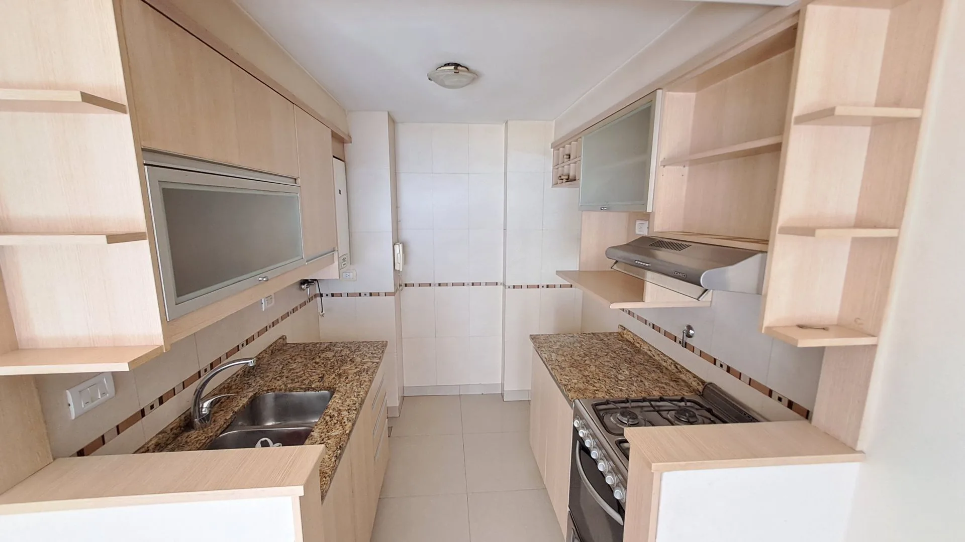 VENTA EXCELENTE DEPTO DE 2 AMB - PARQUE CHACABUCO foto 4
