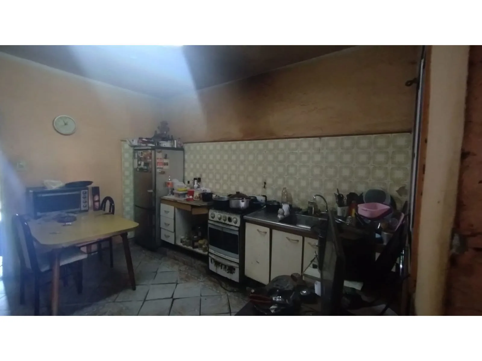 EN VENTA CASA 3 AMBIENTES MORON foto 3
