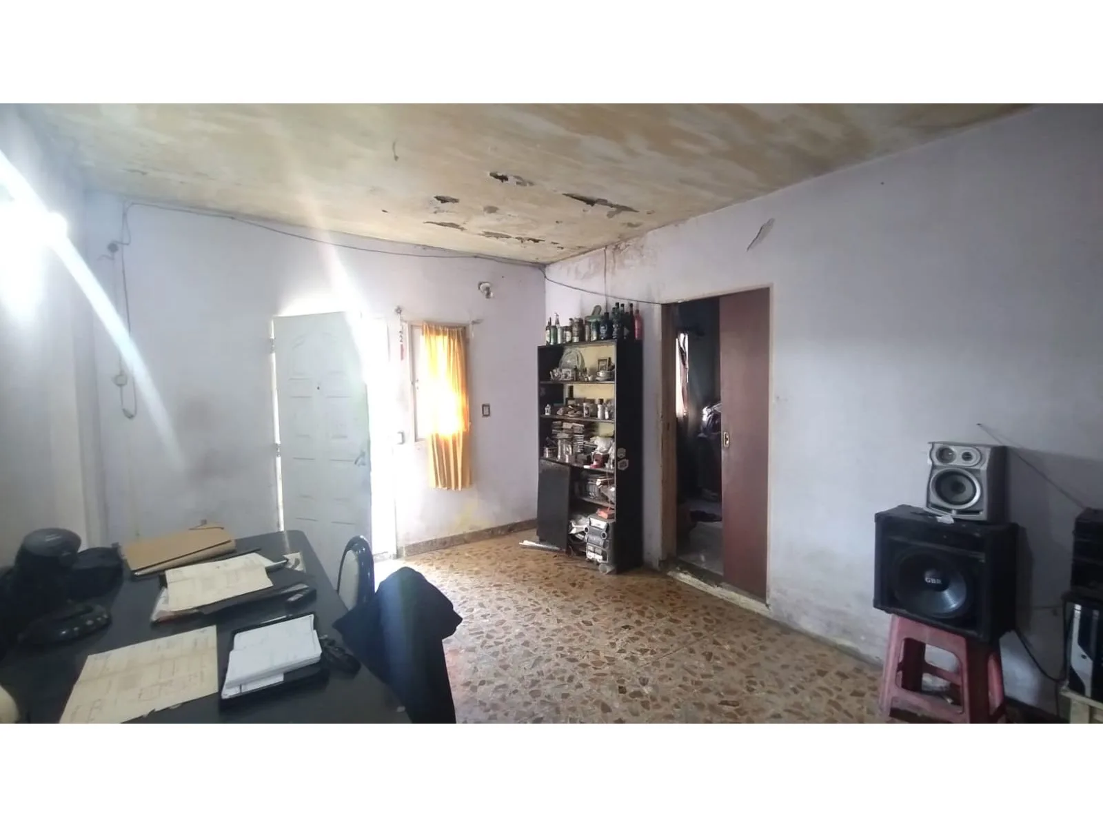 EN VENTA CASA 3 AMBIENTES MORON foto 4