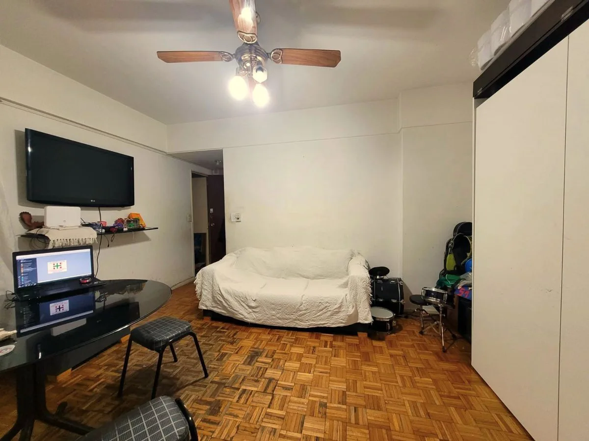 VENTA DOS AMBIENTES C/LAVADERO EN CABALLITO foto 3