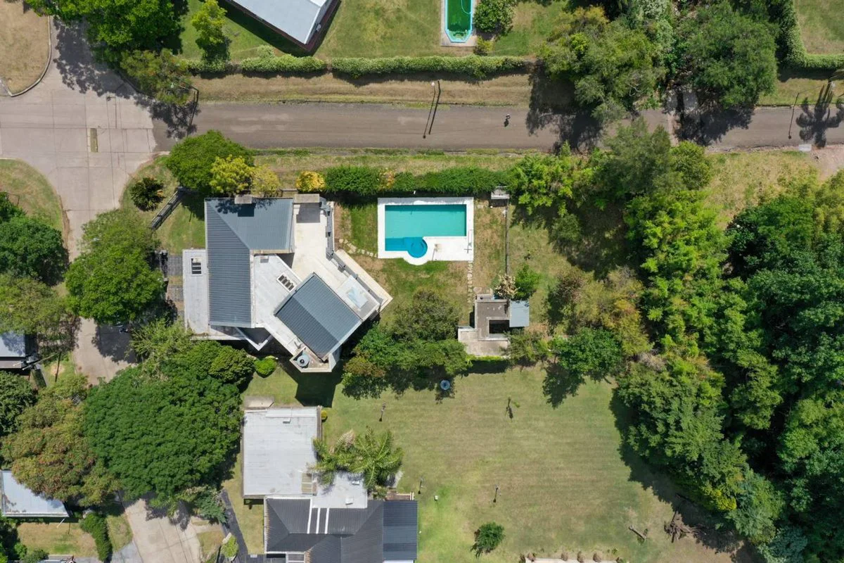 Hermosa gran casa con pileta en zona norte, Paraná foto 3