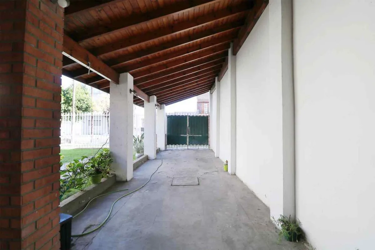 Casa 3amb con cochera y jardín en Villa Bosch foto 5