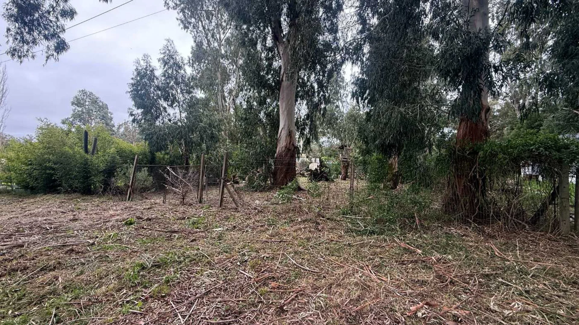 VENTA DE LOTE 375M² BARRIO ACANTILADOS foto 2