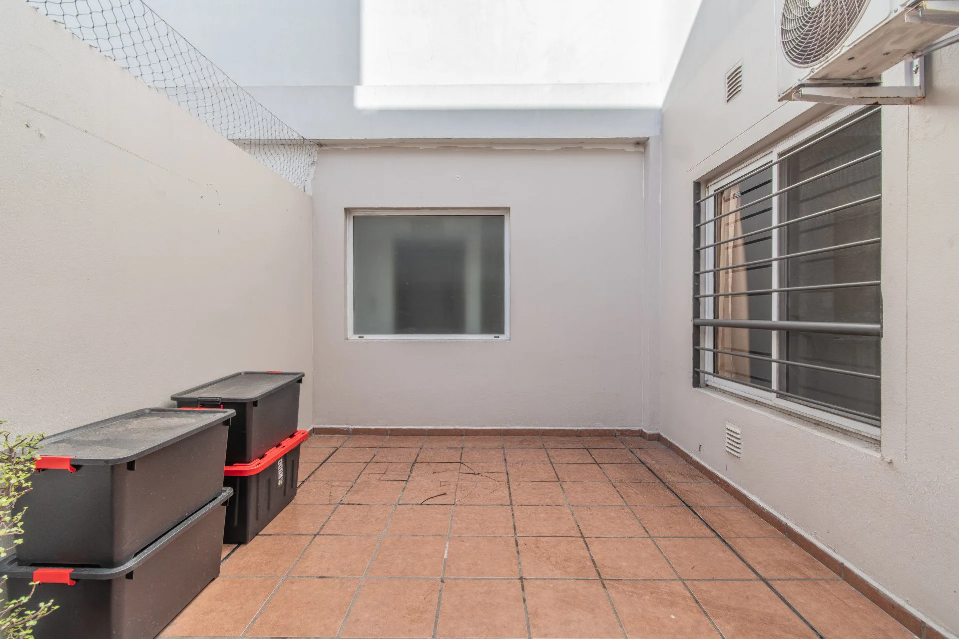 DEPARTAMENTO 3 AMB CON COCHERA Y PATIO VILLA LURO foto 5