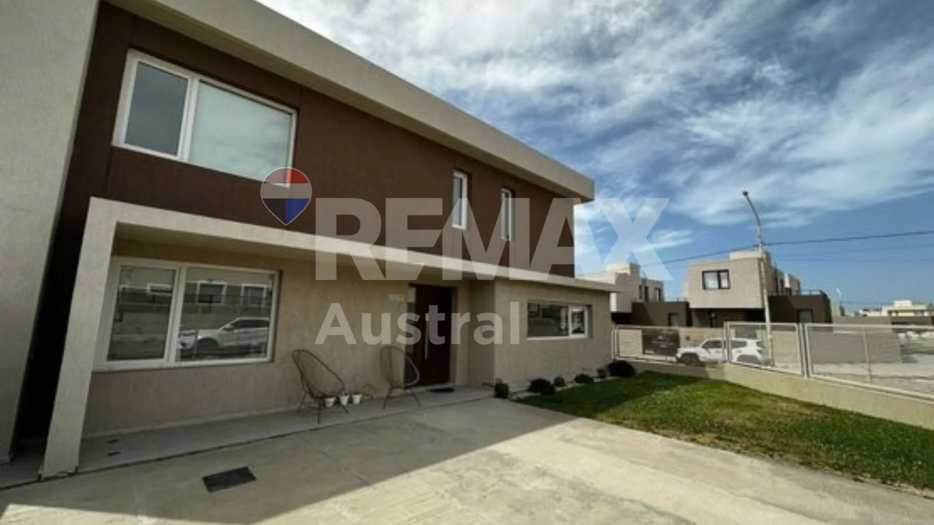 ALQUILER CASA 3 DORM TIERRA JOVEN PILETA Y QUINCHO foto 3