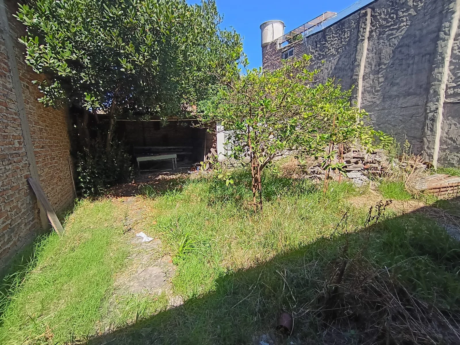 TERRENO EN LOTE PROPIO 8,66x43, Corrales 6800 - Villa Lugano foto 2