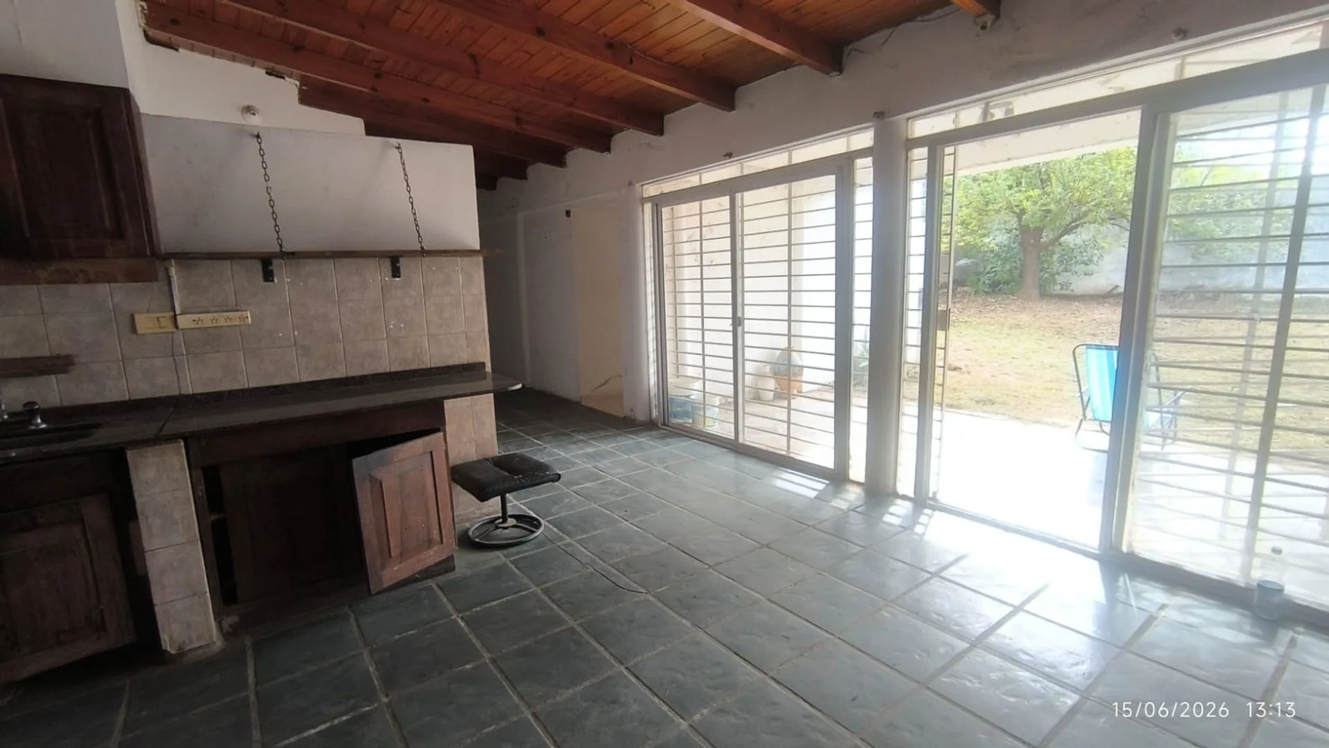 SE VENDE AMPLIA CASA  3 DORMITORIOS EN SAN iGNACIO foto 4