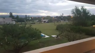 PROPIEDAD DE GRAN CATEGORIA UBICADA EN BARRIO CERRADO CAUSANA. foto 1