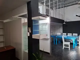 Local Comercial en &quotGalería Suarez&quot foto 3