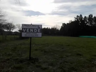 Terreno en Venta en Parque Jularó foto 3