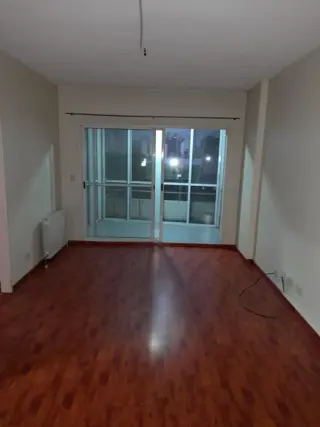 Caballito Alquiler Amplio Dos Ambientes con Balcon y Vista Abierta foto 4