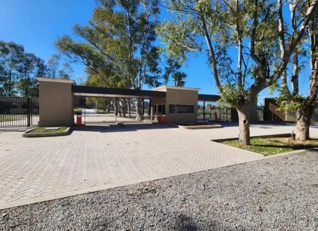 Barrio Lomas de Ezeiza-Blas Parera S/N