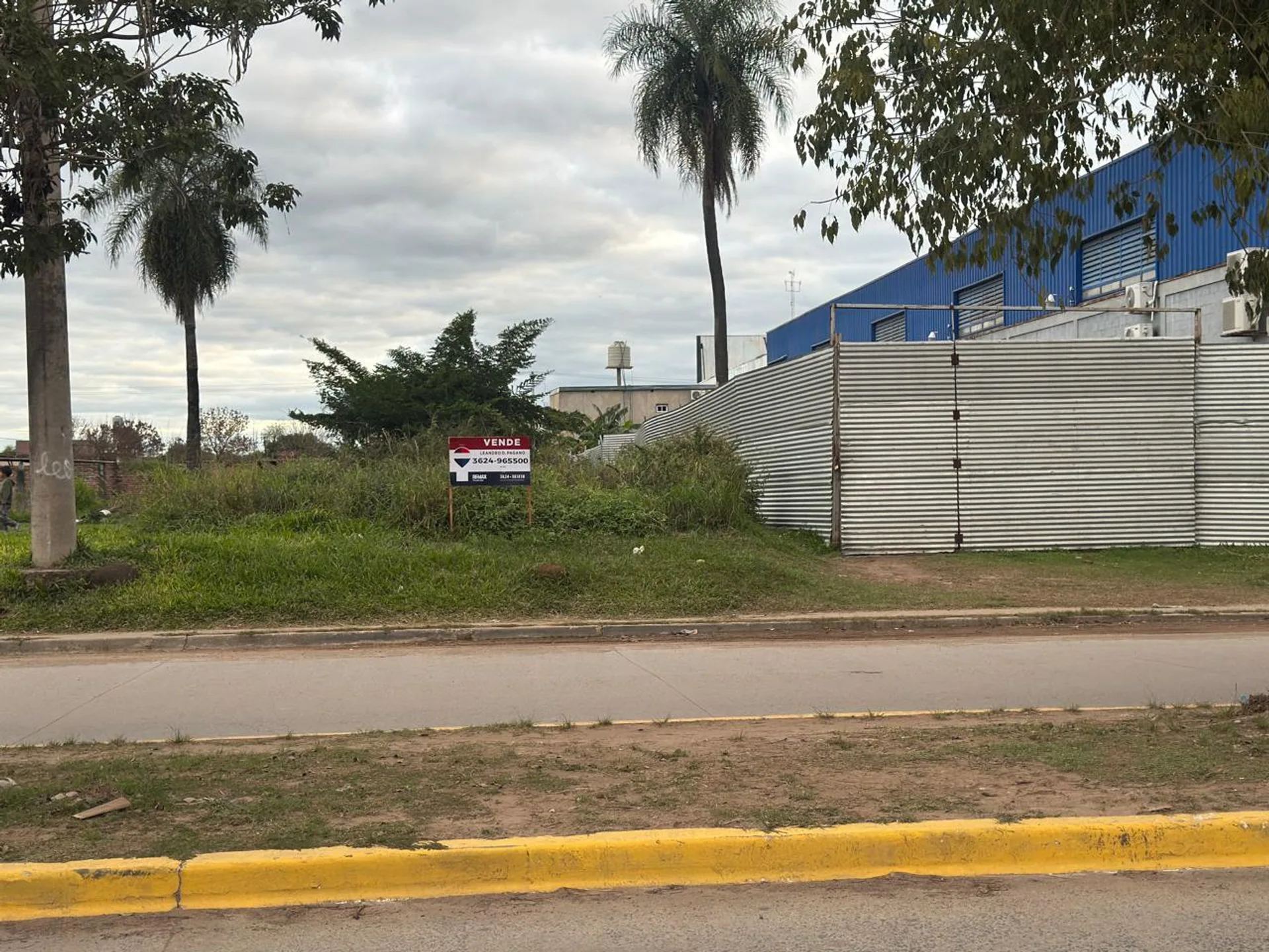 TERRENO VENTA 575m² ZONA 25 DE MAYO 3550 foto 2