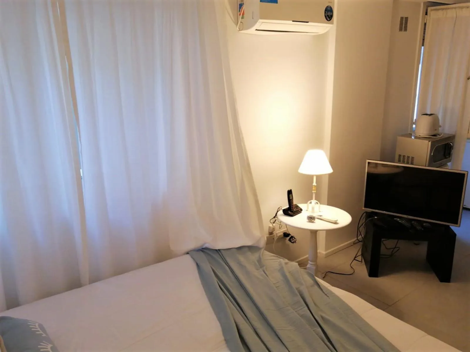 Apartment in San Nicolás – photo 3 of 11