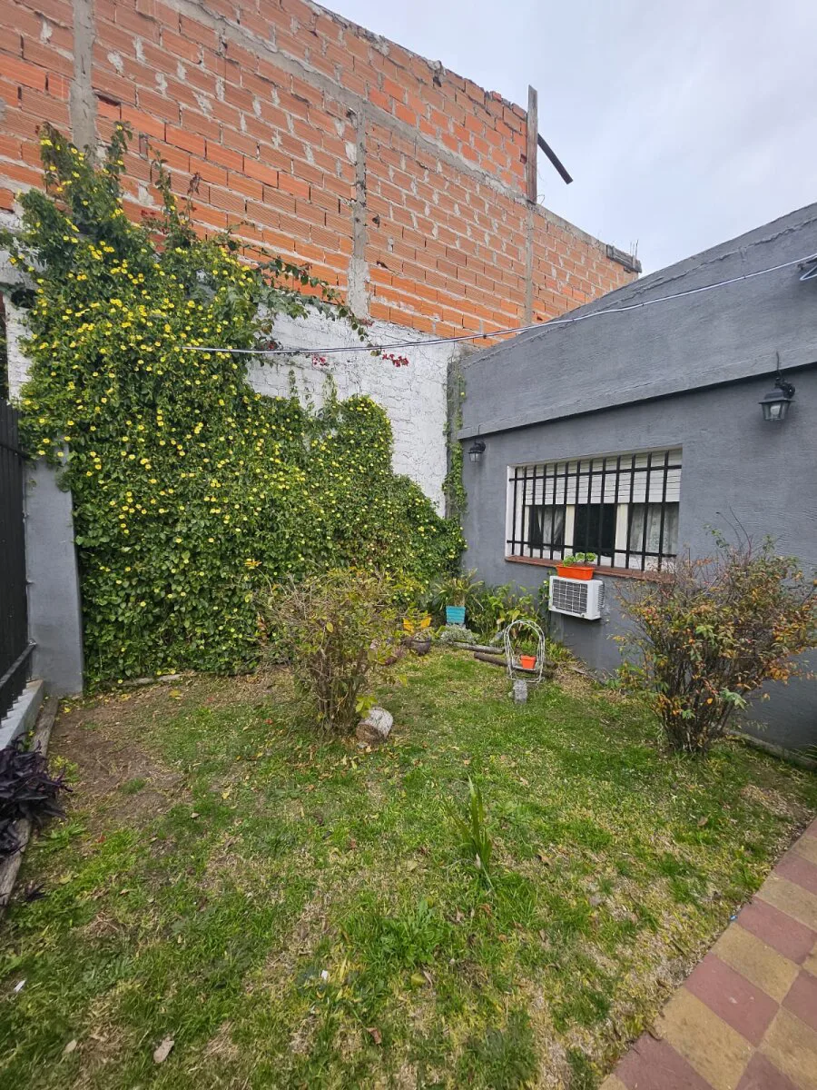 HERMOSA CASA 3AMB EN VENTA EN VILLA TESEI foto 3