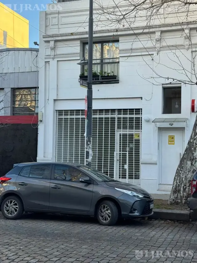 Local en Palermo