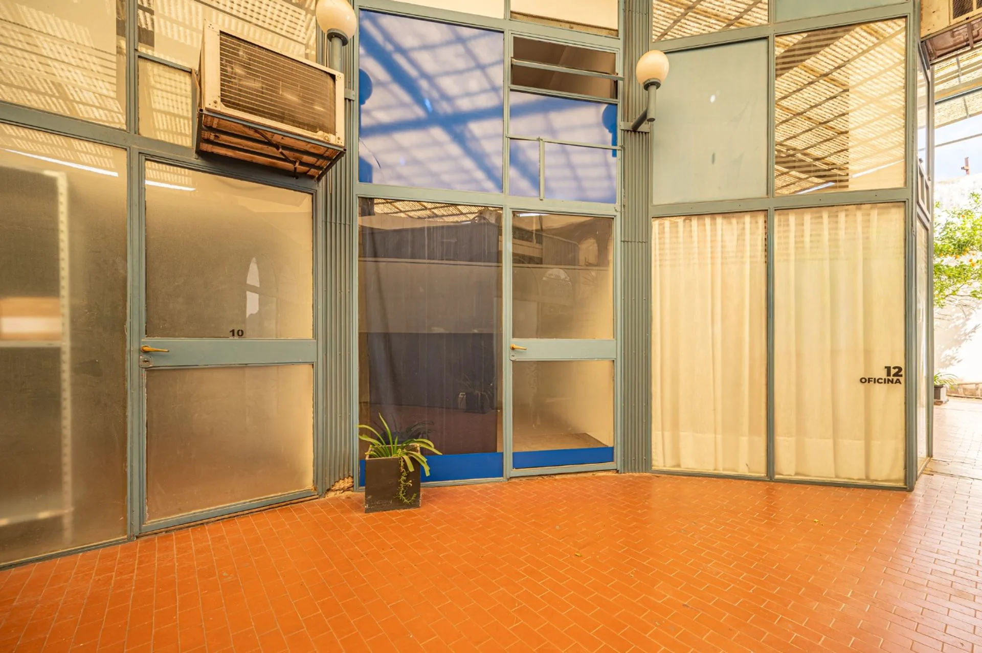 Oficina duplex en Galería Portofino, Rafel Nuñez foto 3