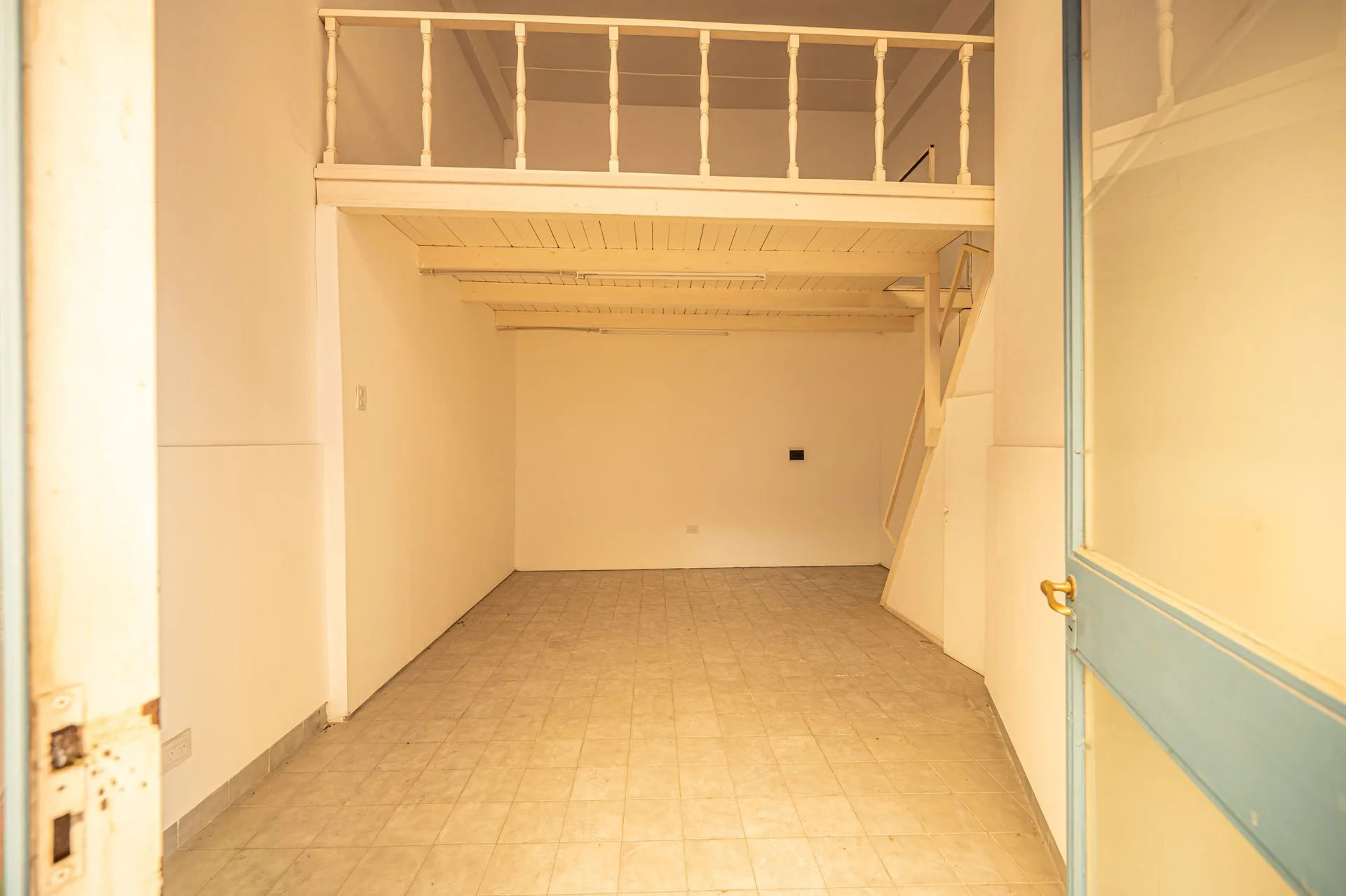 Oficina duplex en Galería Portofino, Rafel Nuñez foto 4
