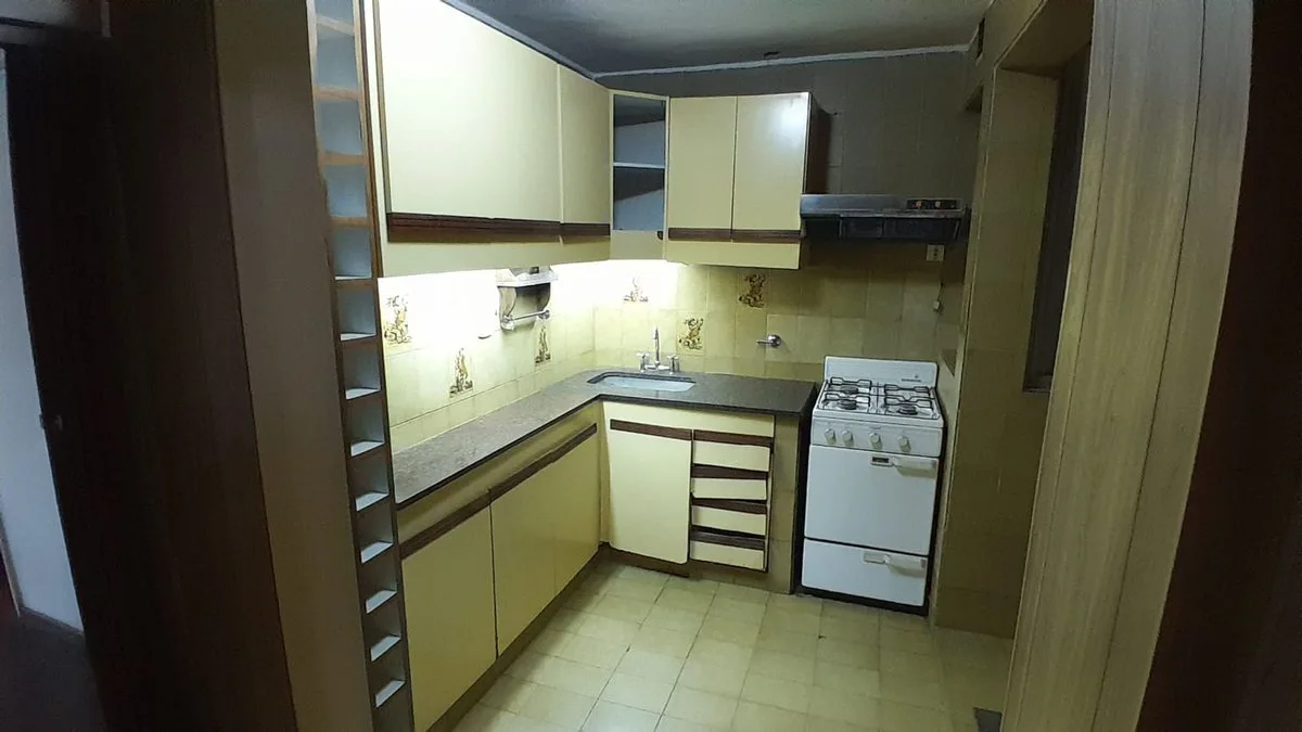 VENTA DEPARTAMENTO 4 AMBIENTES FLORESTA foto 4