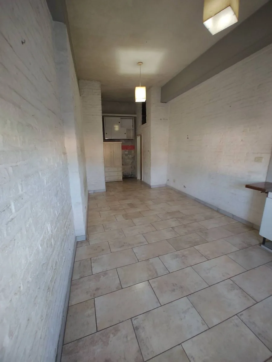 VENTA PH MONOAMBIENTE MORON, APTO CREDITO! foto 3