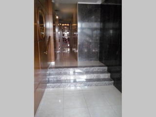 Departamento en Venta en Flores 2 ambientes 36 m2 + 24 m2 de balcón terraza en piso alto, al frente - Bolivia 100 foto 4