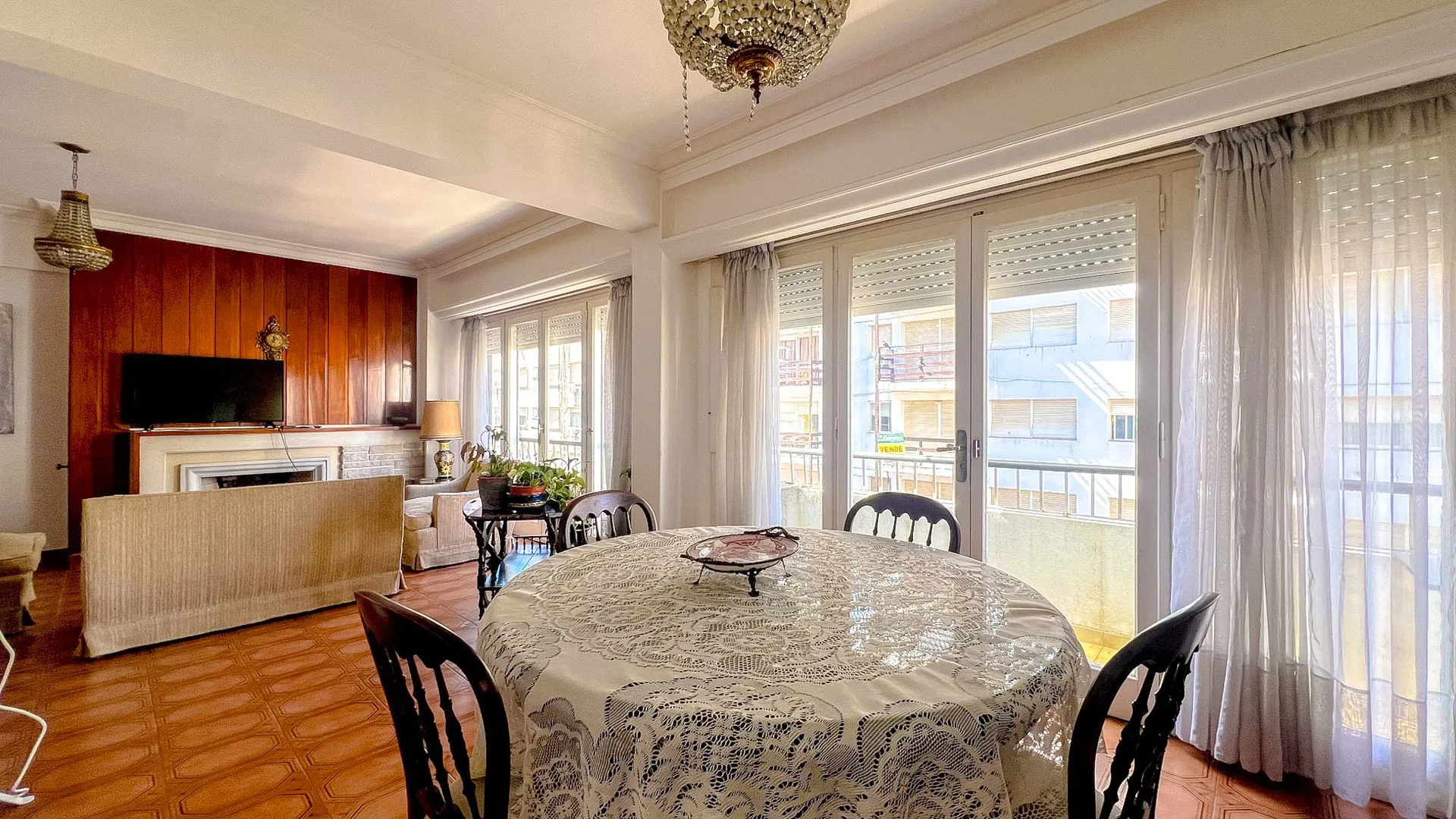 VENTA DEPARTAMENTO 4 AMBIENTES AL FRENTE CENTRO foto 5